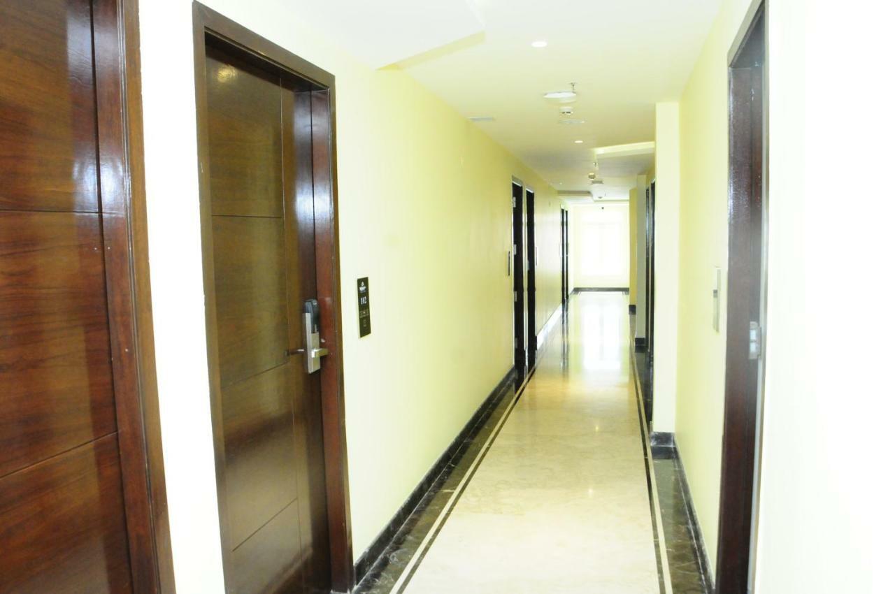 Cliff Embassy Banquet And Suites シモガ エクステリア 写真